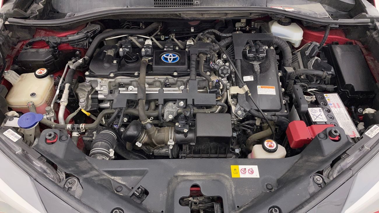 تويوتا CHR VX 1.8 | بدون دفعة مقدمة | اختبار القيادة في المنزل