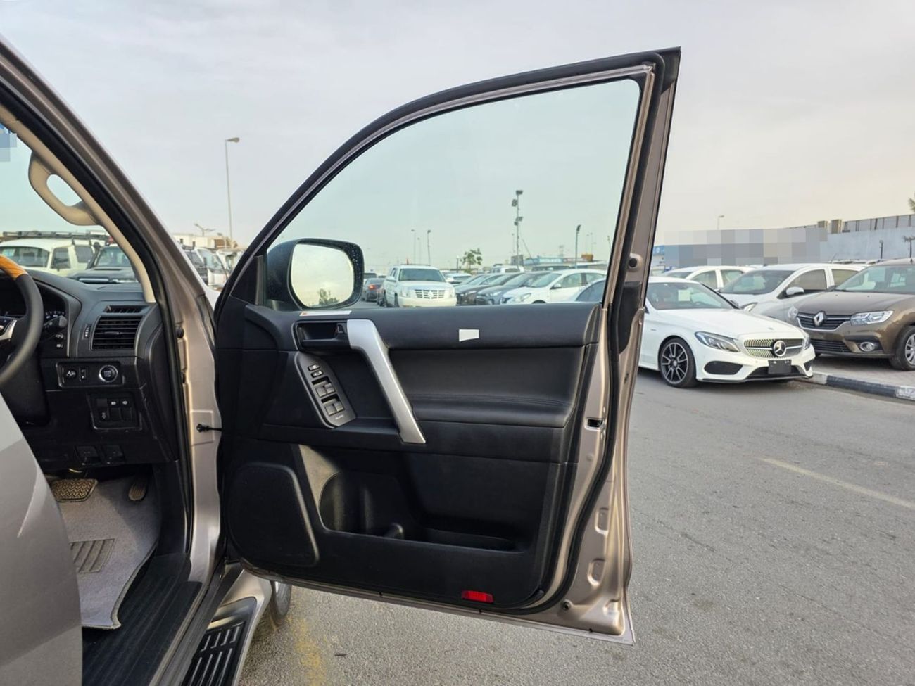 Toyota Land Cruiser TOYOTA LAND CRUISER PRADO SUV RHD 2019 MODEL 2.8 L DIESEL AUTOMATIC(PM52159)