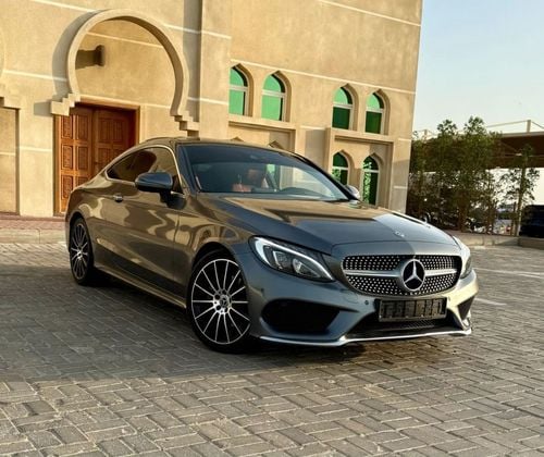 Mercedes-Benz C 200 Coupe Good condition car Gcc