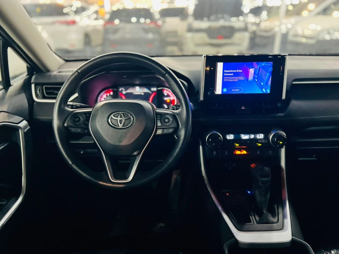 Toyota RAV4 XLE 2025.ENGINE 2.5L/V4