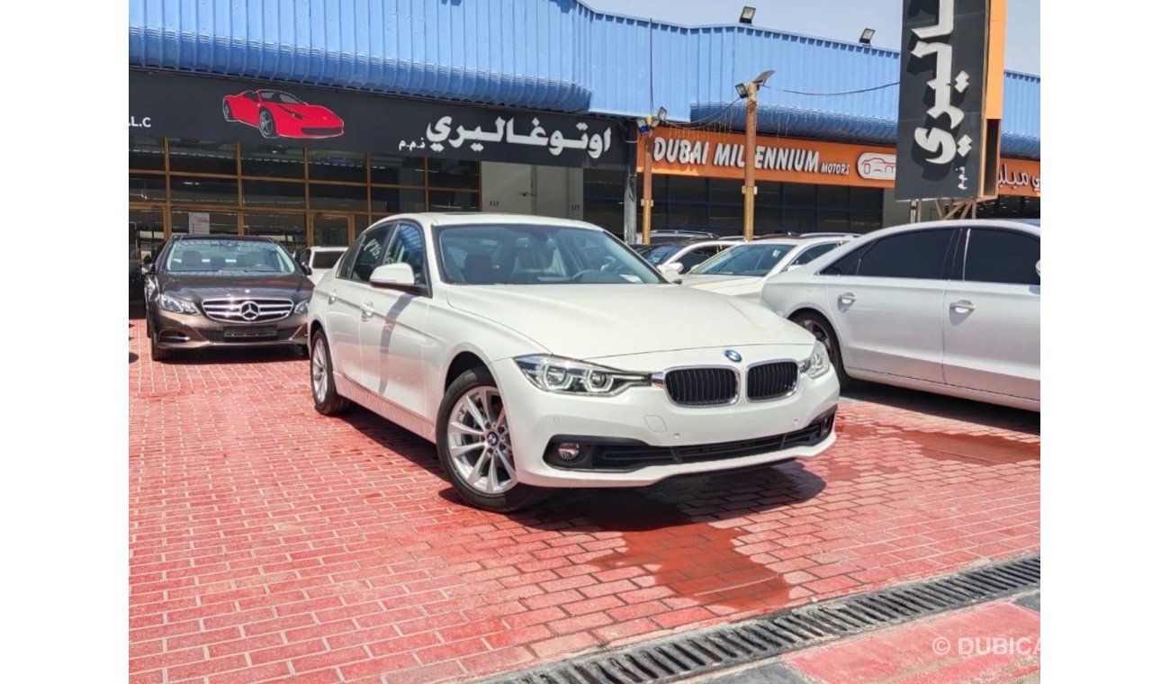 BMW 318i I Brand New 2018 Under Warranty GCC