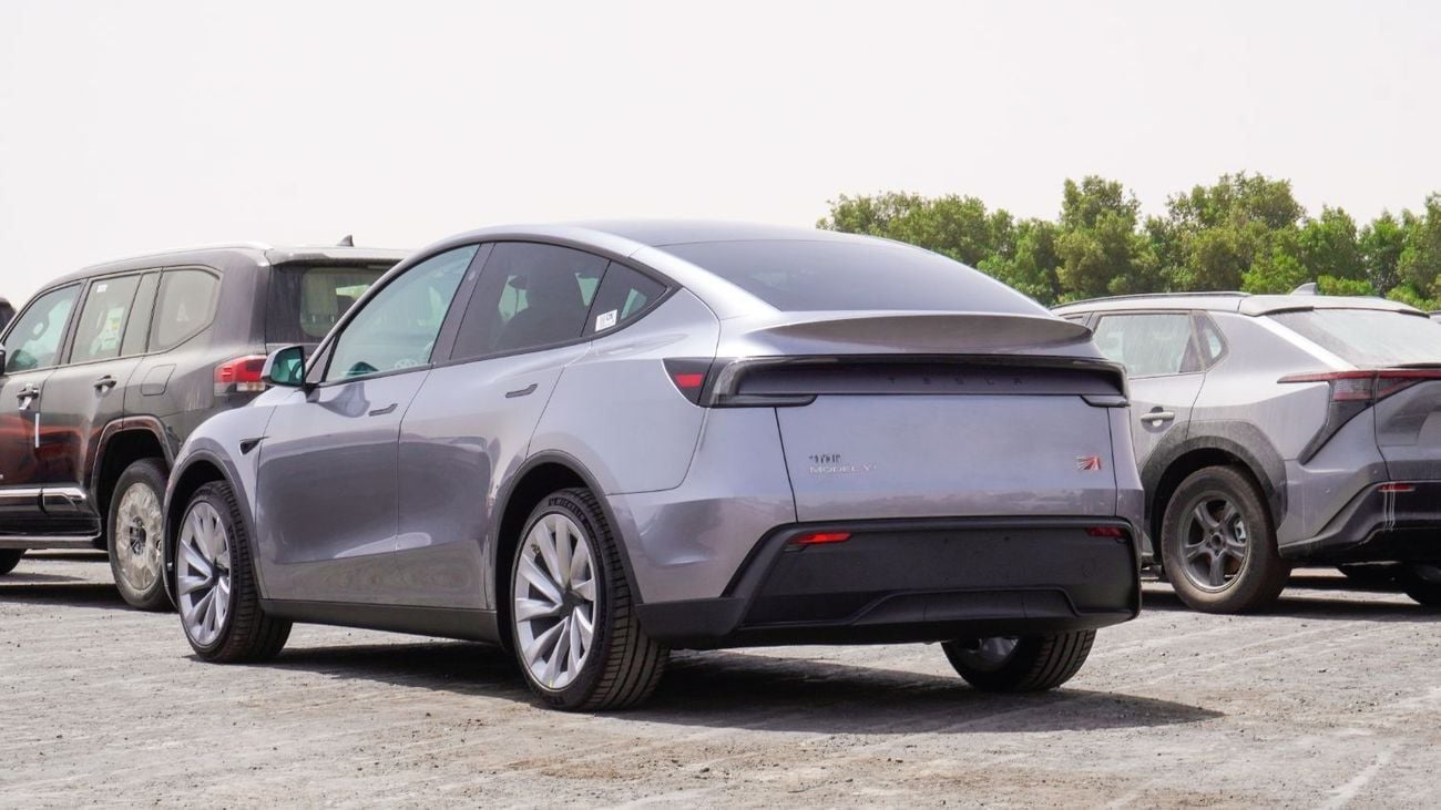 Tesla Model Y Long Range (AWD) || 719 KM || Brand New