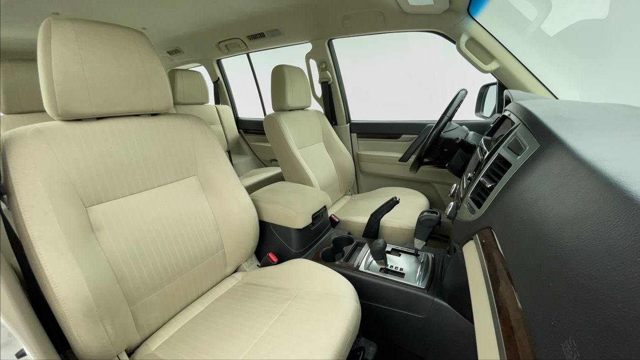 Mitsubishi Pajero GLS MIDLINE 3 | Zero Down Payment | Free Home Test Drive