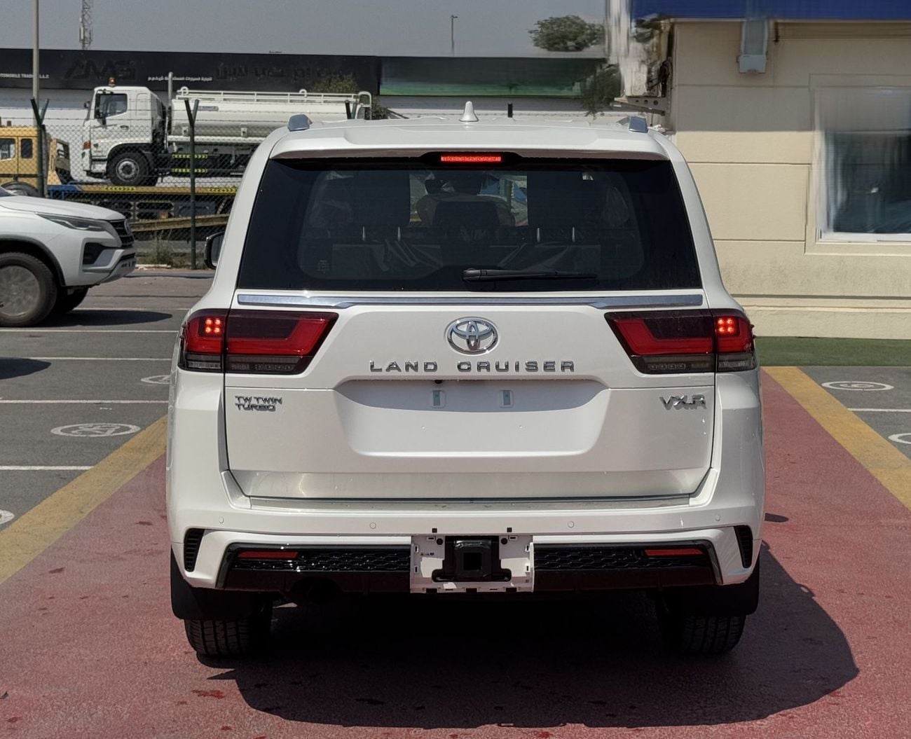 Toyota Land Cruiser 2025 TOYOTA LAND CRUISER VXR 3.3L DIESEL 4X4 7-SEATS GCC BRAND NEW 0KM (ONLY FOR EXPORT)