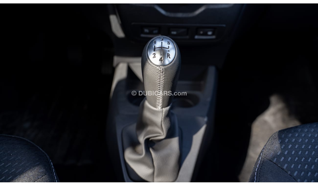 Renault Lodgy 2022 model Minivan 2WD Intense 1.5L Turbo Diesel 5-Speed MT 7-Seater (Full option)