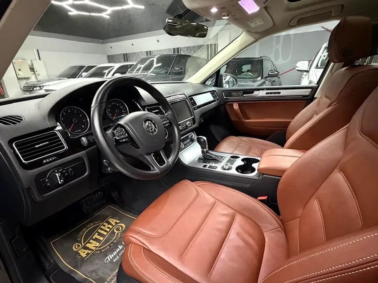 Volkswagen Touareg 1 Lay Owner | Full Agency Service History | R Line | GCC Specs