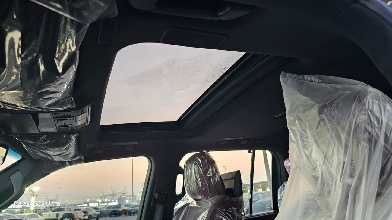 لكزس LX 600 LX 600 3.5L A/T TURBO SPORT KHAKHI GREEN MY2025 GCC SPECS-SOFT DOORS-LEVINSON SPEAKERS