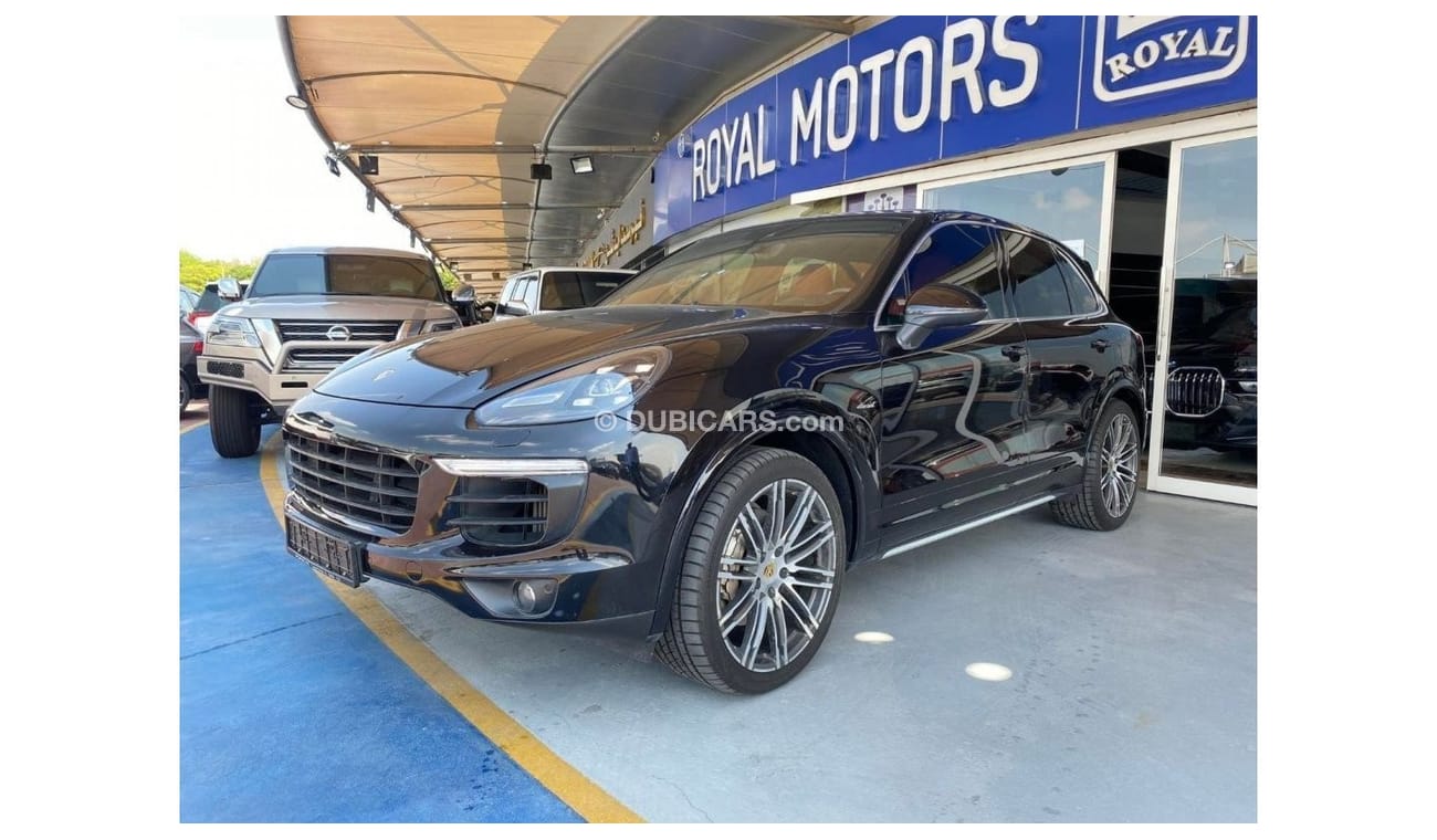 Porsche Cayenne GCC SPEC PORSCHE CAYENNE S