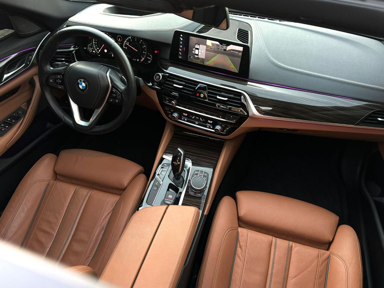 BMW 540i Luxury 3.0L