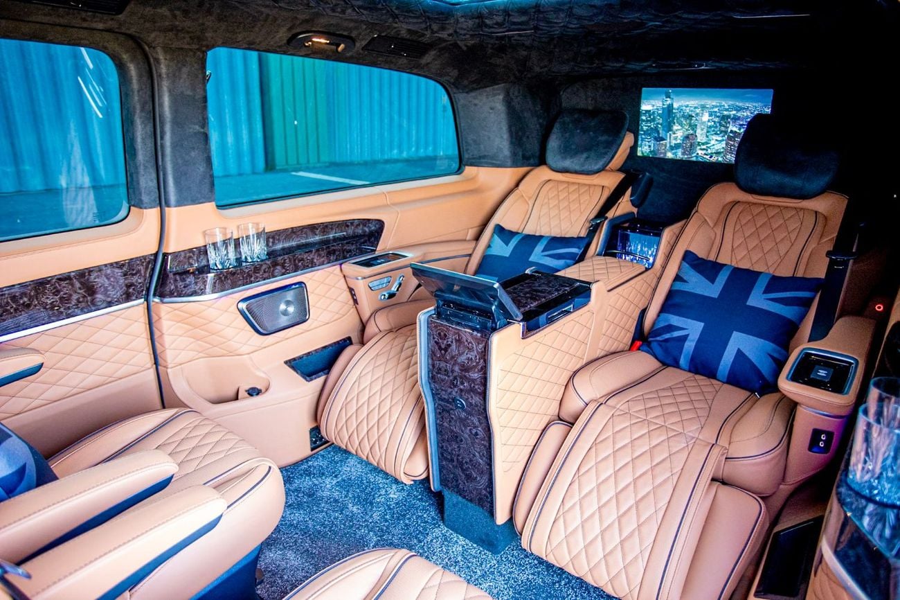 Mercedes Benz V300 Senzati® Jet Class® Oryx Edition® 6 Seat Saddle Brown Leather