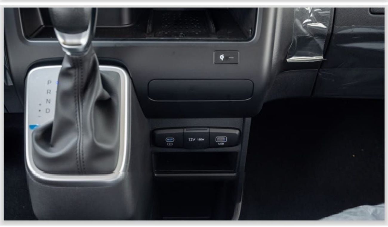 Hyundai Staria Hyundai Staria 11-seater is a spacious, 3.5L petrol automatic