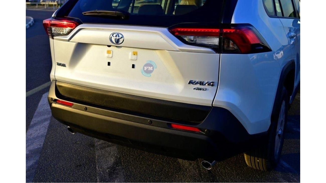 تويوتا راف ٤ LE