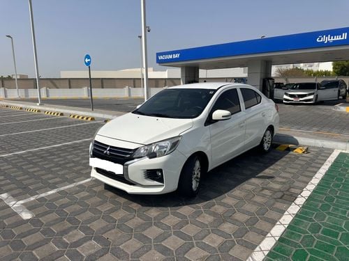 Mitsubishi Attrage GLX