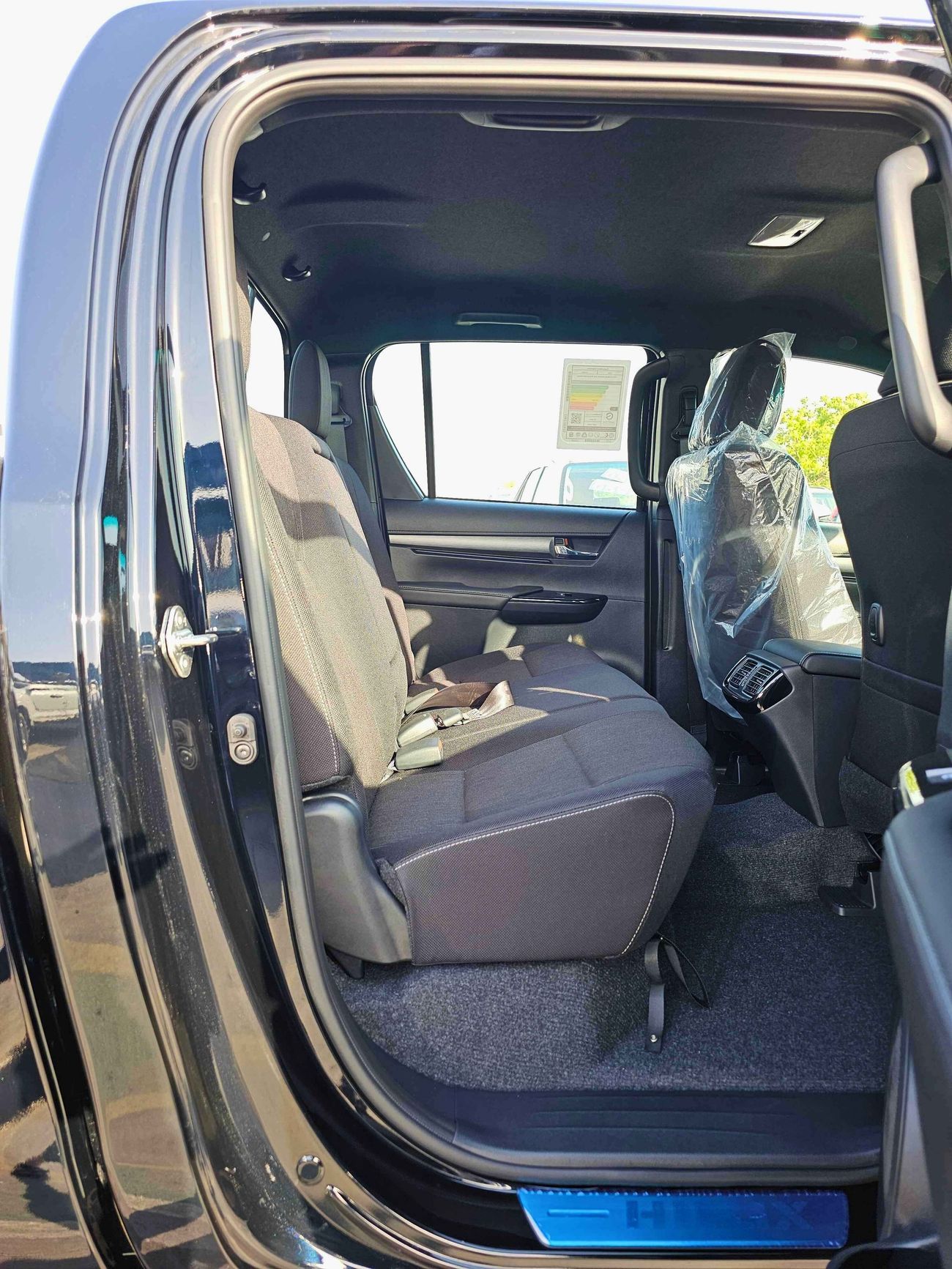 Toyota Hilux ADVENTURE / EURO 4 / A/T /  4.0L V6 PETROL /  360* CAMERA / BLIND SPOT (CODE # ADVBY)