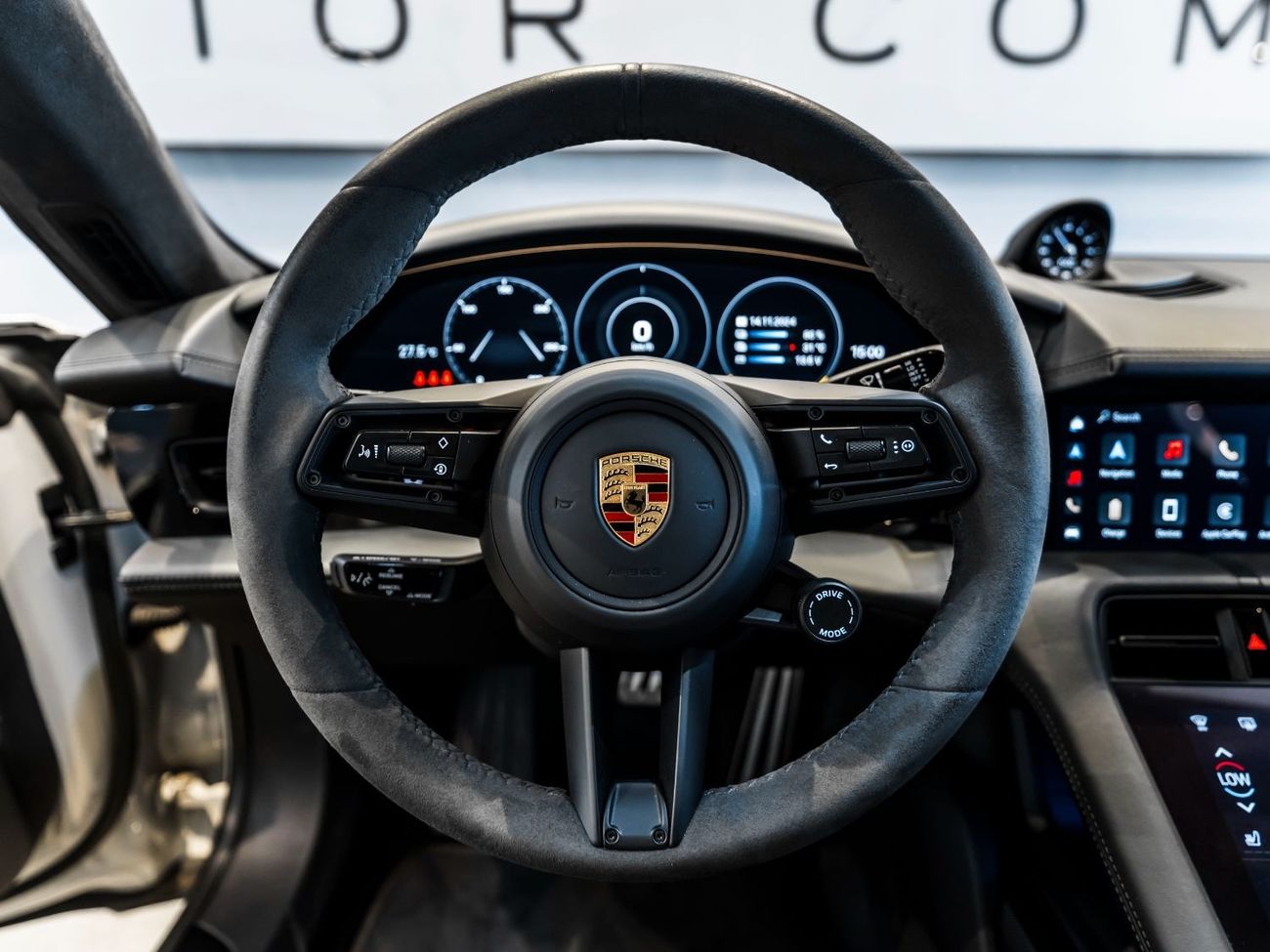 بورش تايكان 2023 Porsche Taycan GTS, 2026 Porsche Warranty, Full Service History, Low KMs, GCC