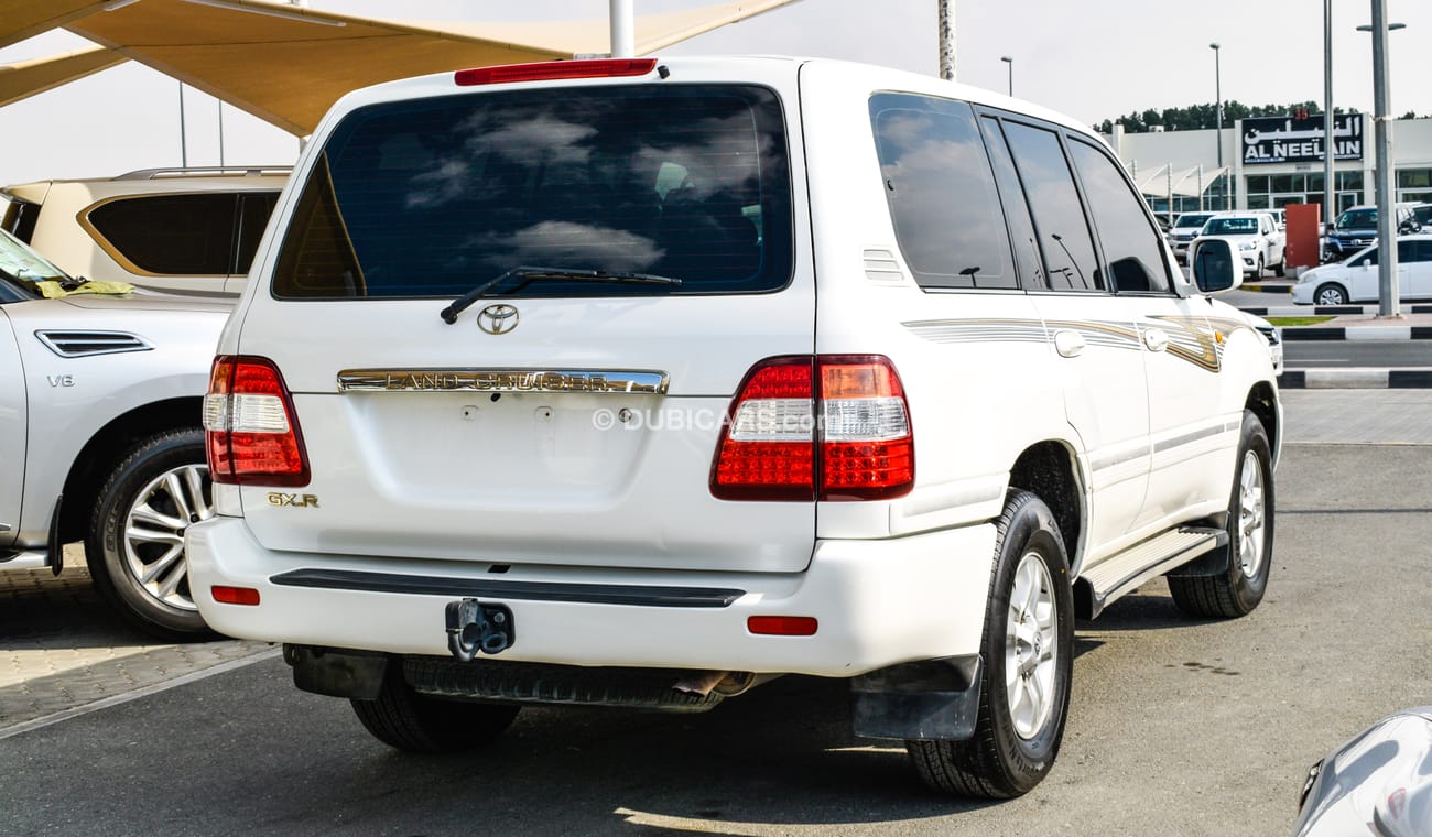تويوتا لاند كروزر GXR V6