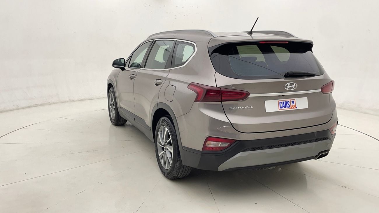 هيونداي سانتا في GL 2.4 | بدون دفعة مقدمة | اختبار القيادة في المنزل