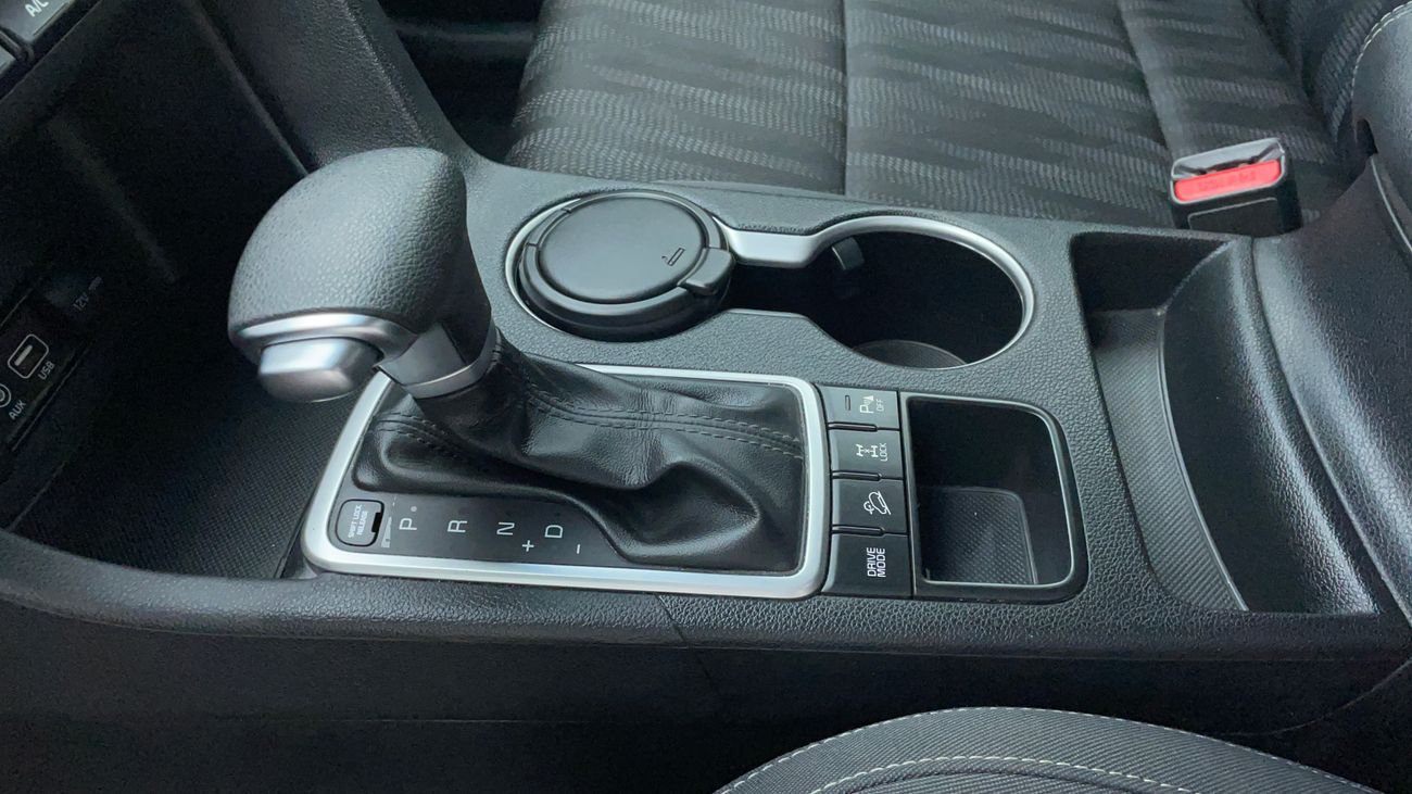 كيا سبورتيج 2 2000