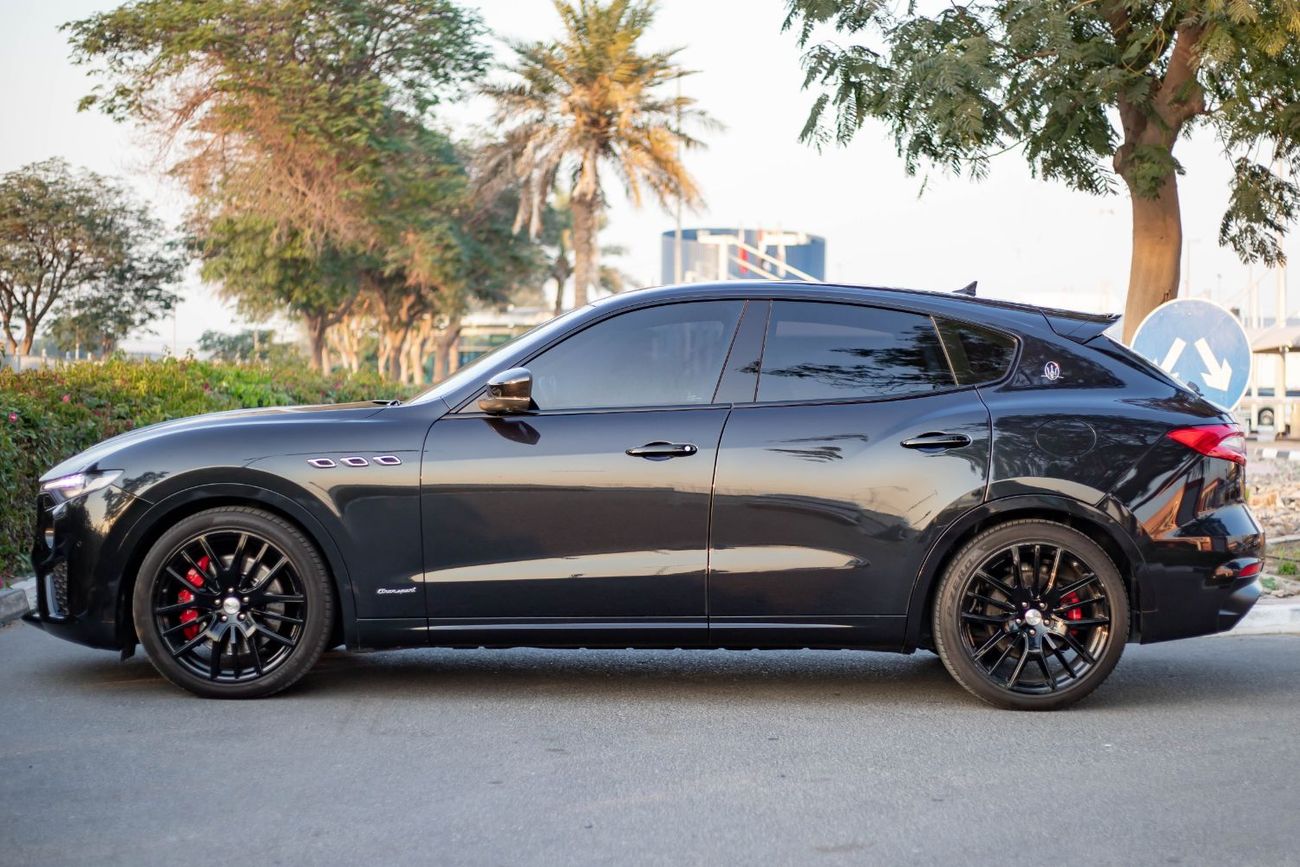 Maserati Levante Std 3.0L (345 HP)