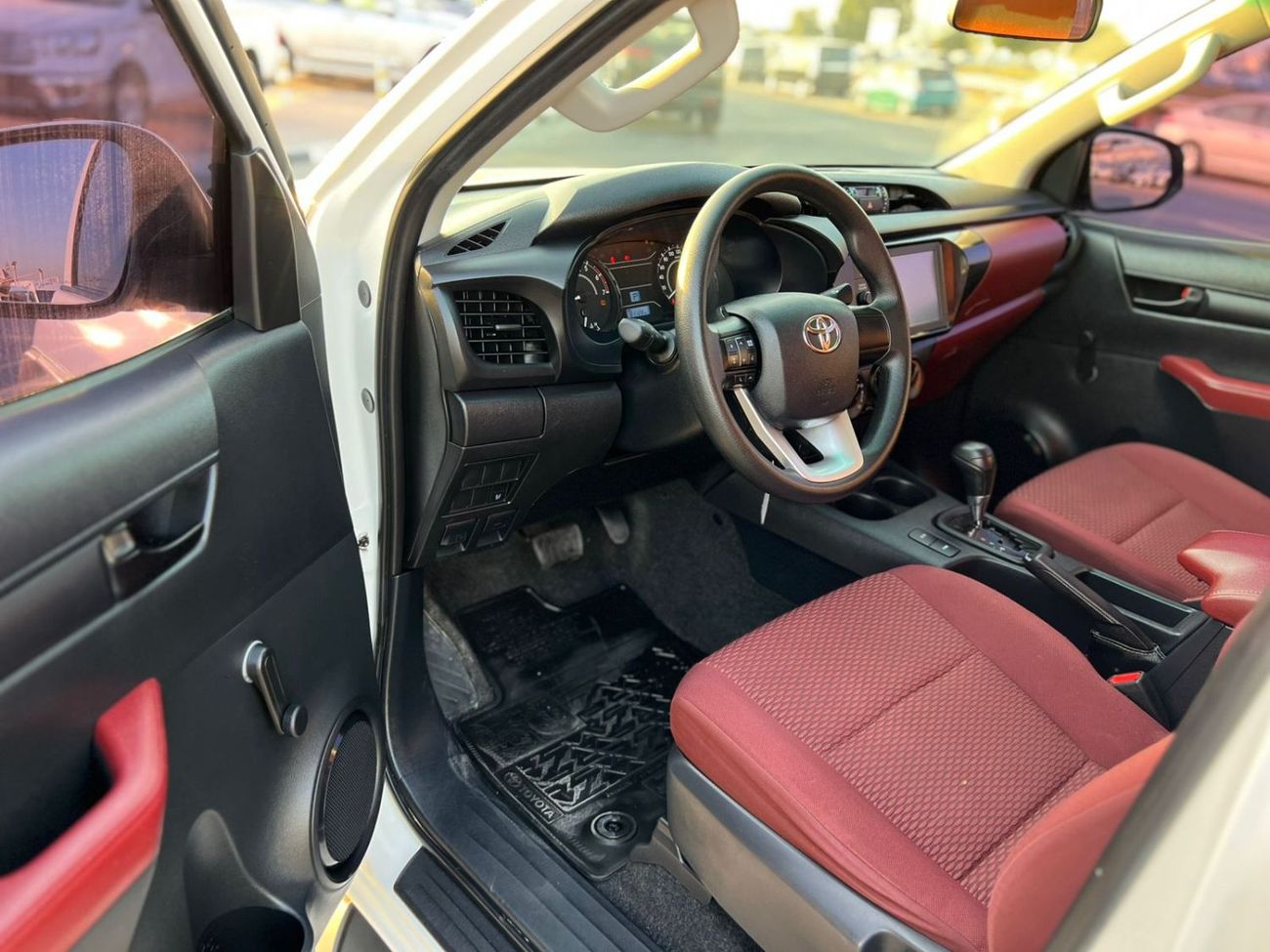 تويوتا هيلوكس 