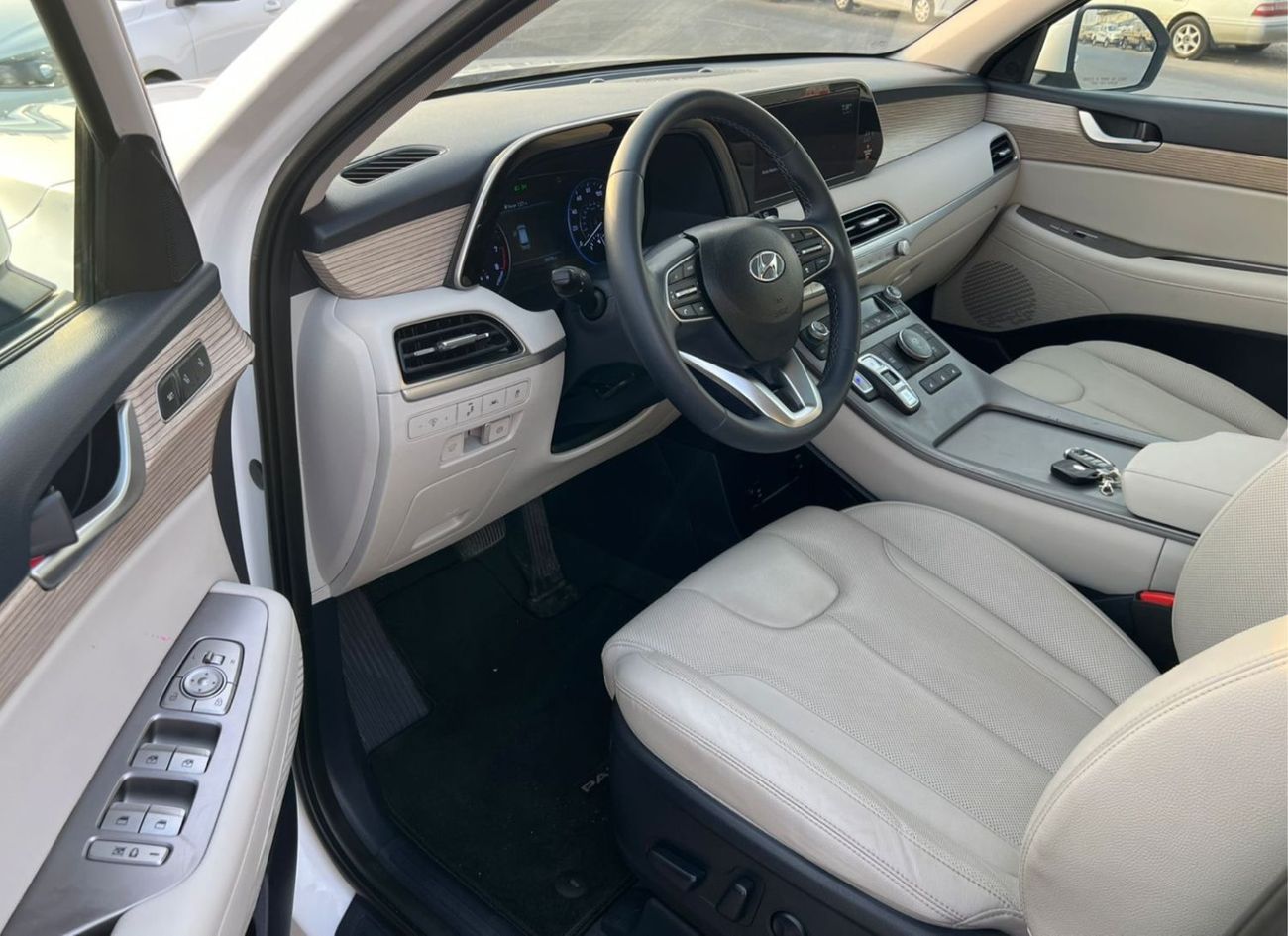 هيونداي باليساد 2022 Hyundai Palisade Full Option Sunroof -3.8L-V6-Rear Camera & sensor -Leather Seat- -