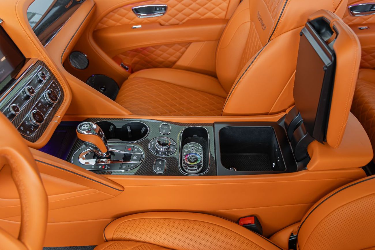 Bentley Bentayga ORIGINAL MANSORY  Bentayga - Crystal-Cut Headlights, Carbonado Evo Bespoke Carbon Exterior - 2025