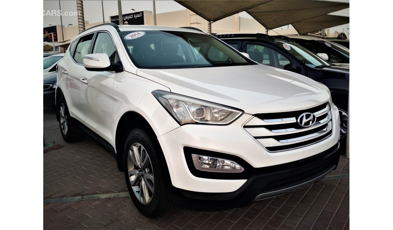 Hyundai Santa Fe 2014 WHITE GCC NO PAIN NO ACCIDENT PERFECT