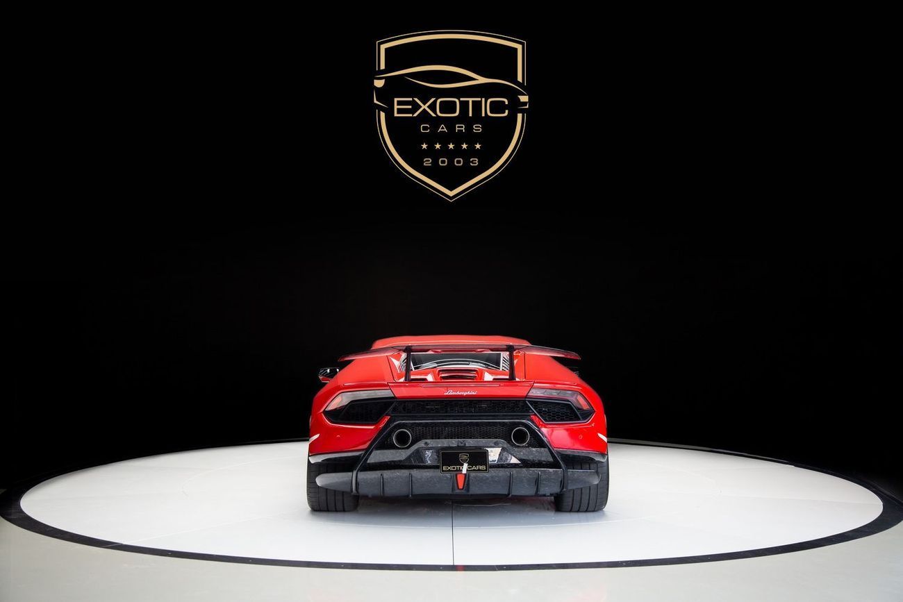 لامبورغيني هوراكان PERFORMANTE