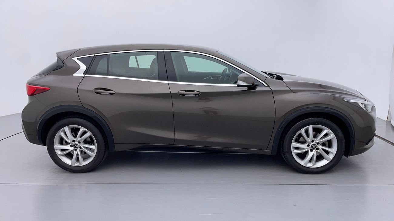 Infiniti Q30 STD 1.6 | Zero Down Payment | Free Home Test Drive