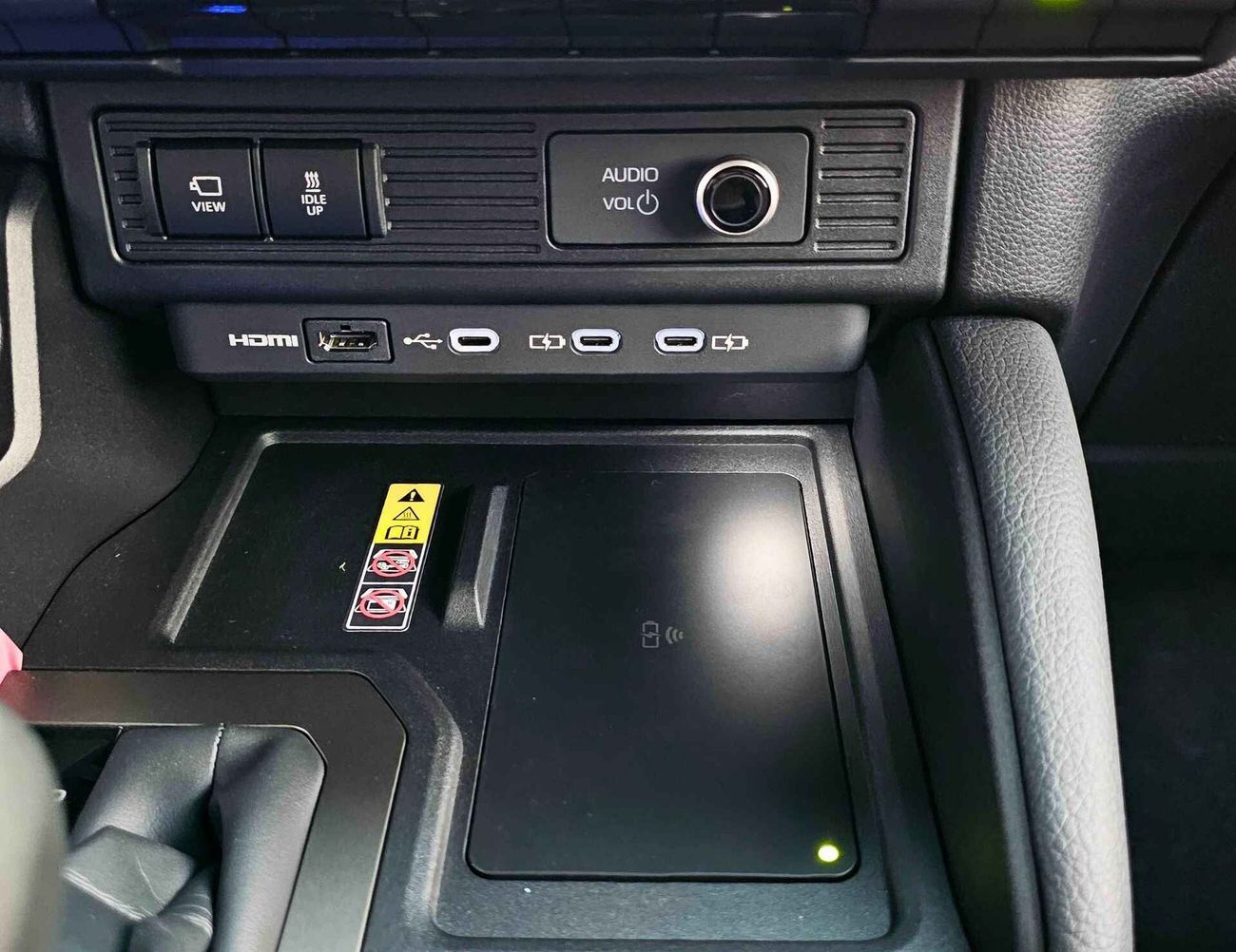 تويوتا برادو LUXURY, 2.8L V4 DIESEL, POWER SEAT WITH 360*CAM / HEADUP WITH SUNROOF (CODE # 68048)