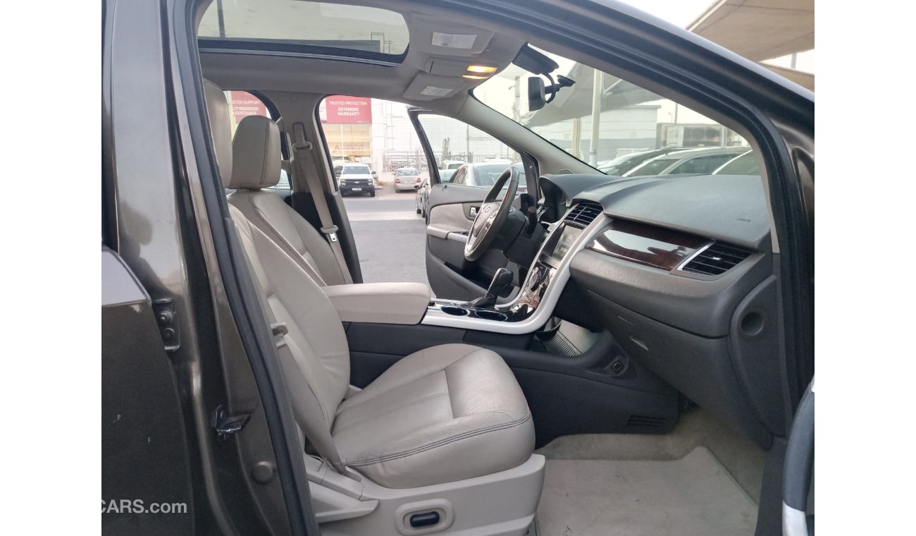 Ford Edge 2011 Gulf model, panoramic cruise control, alloy wheels, sensors, rear spoiler, in excellent conditi