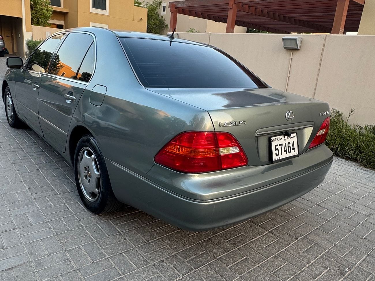 لكزس LS 430
