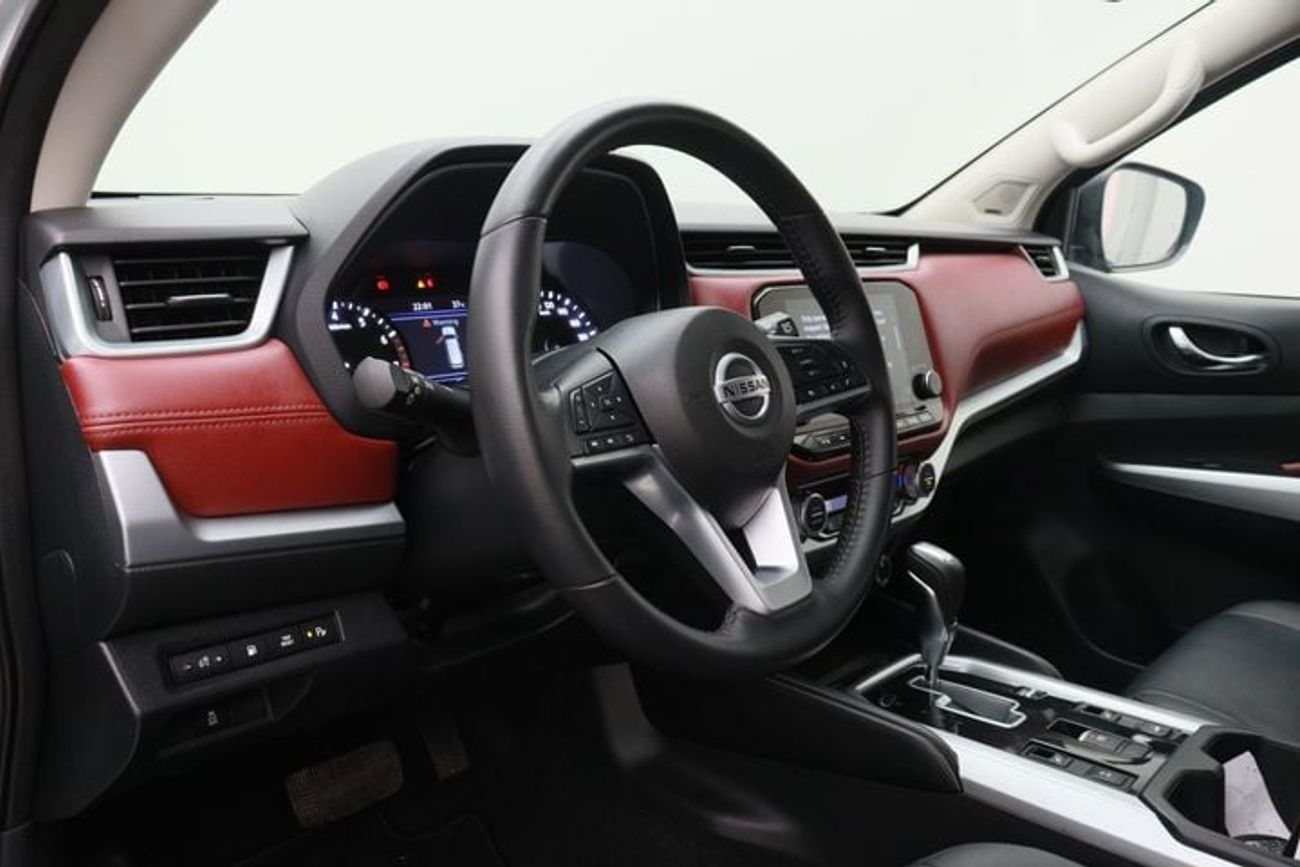 Nissan XTerra Platinum 2.5