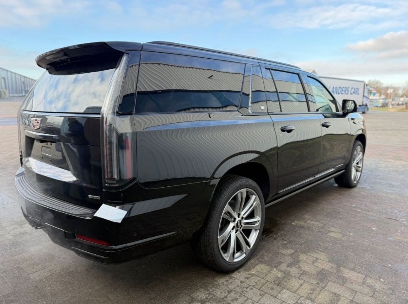 كاديلاك إسكالاد 