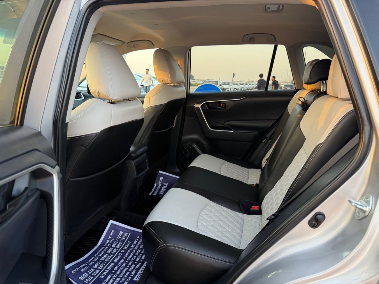 Toyota RAV4 2019 LE KEY START LEATHER SEATS 4WD CANADA SPEC