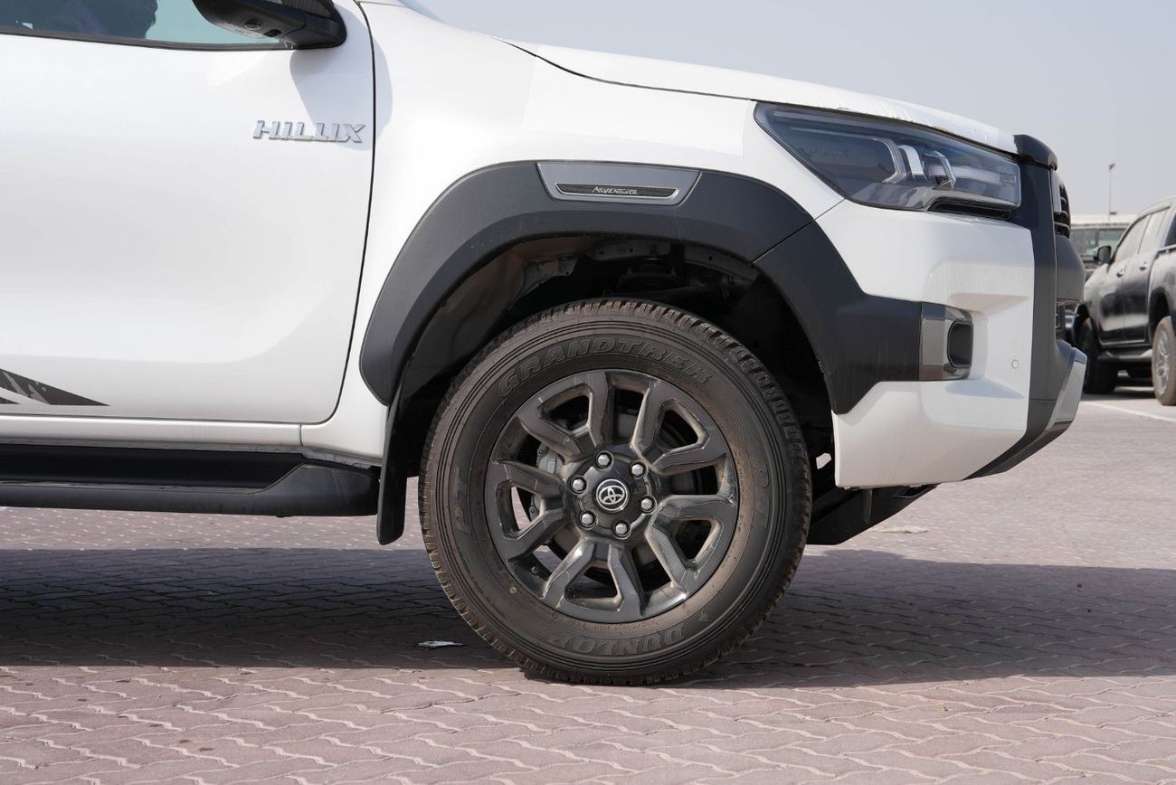 Toyota Hilux 2024 Toyota Hilux 4x4 DC 2.8 ADVENTURE-Z - White Pearl inside Black | Export Only