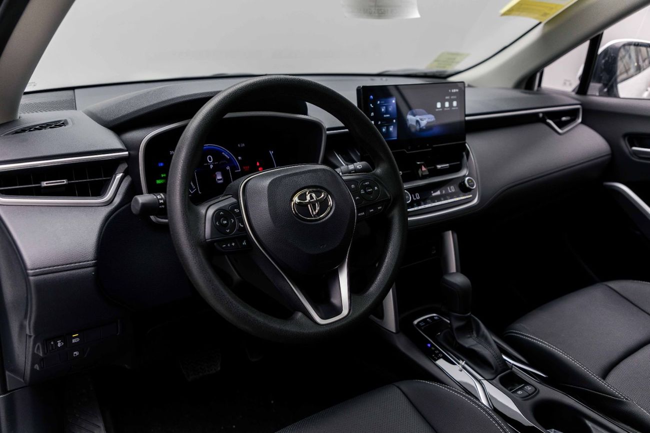 Toyota Frontlander Luxury Edition 2.0L - White Inside Black | Export Only