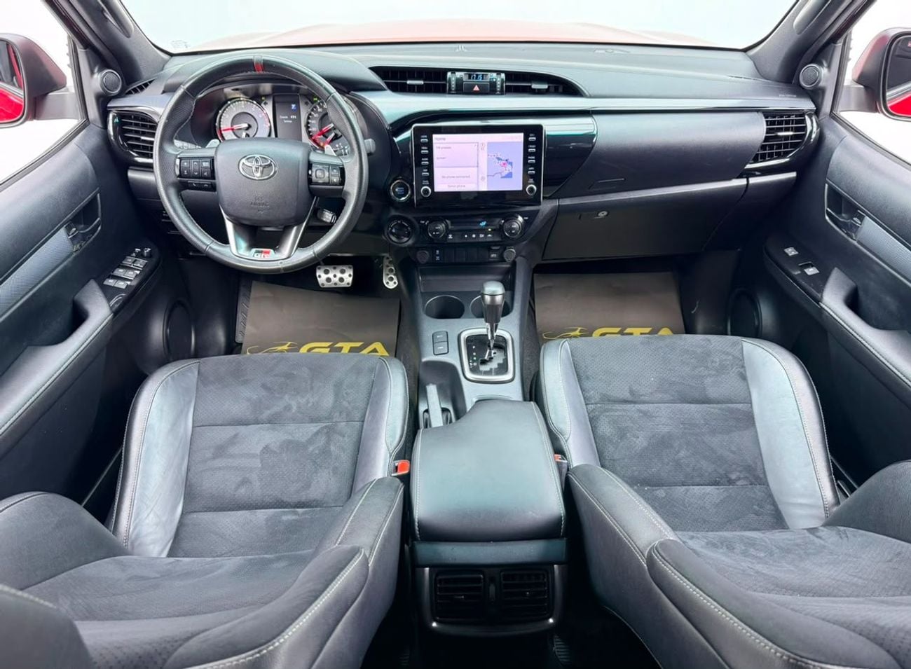 Toyota Hilux GR SPORT