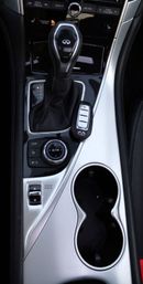 إنفينيتي Q50 سبورت خالية من الحوادث - خليجي - مكينة 3000 سي سي - السيارة بحالة الوكالة من الداخل والخارج