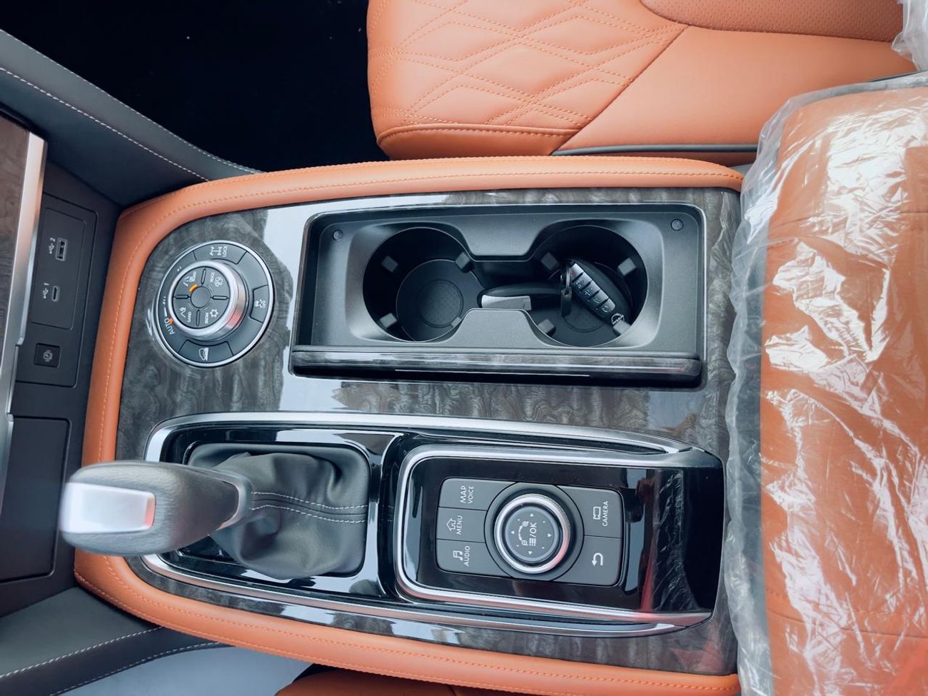 Nissan Patrol LE Platinum 5.6L