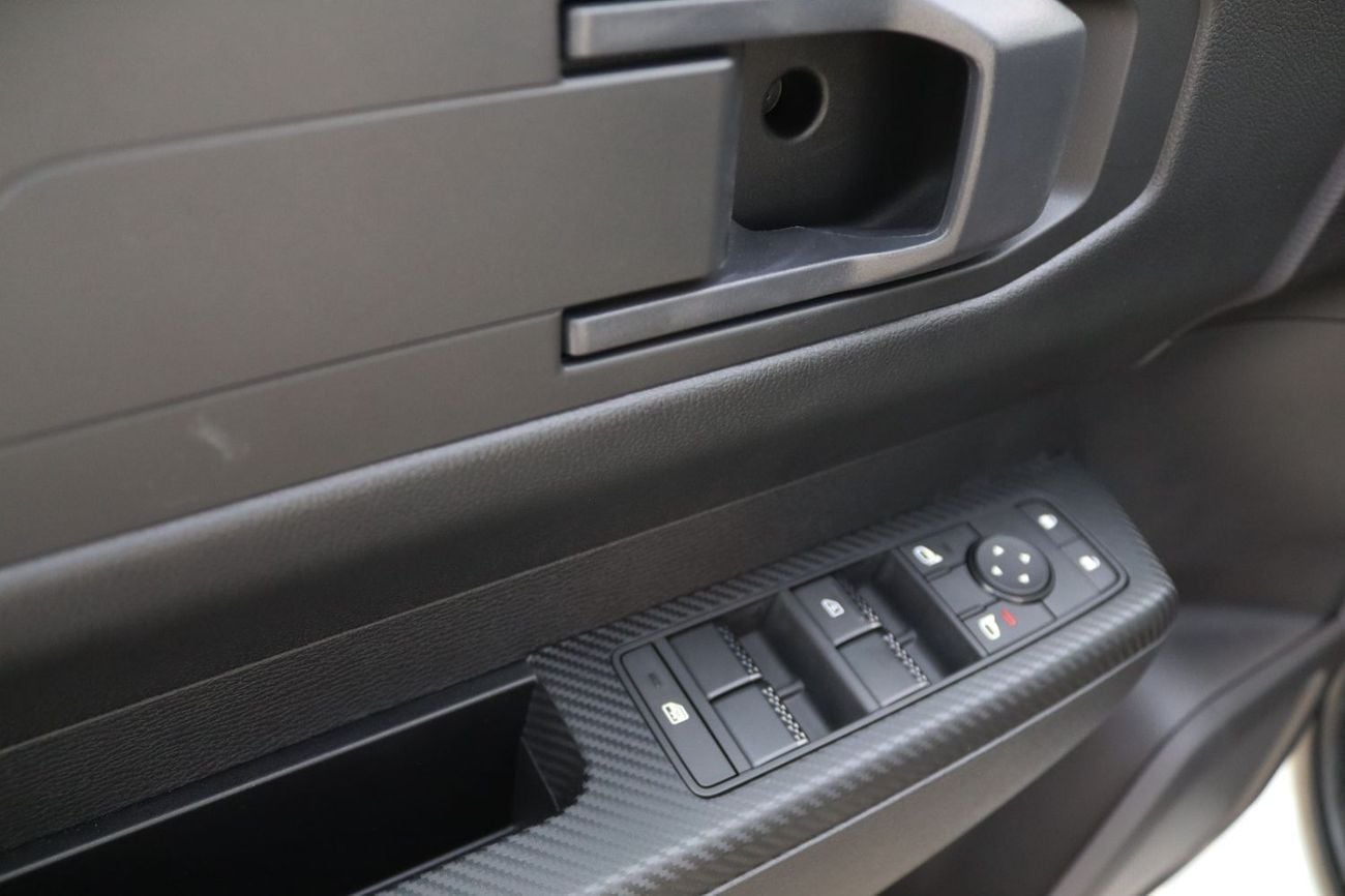 Mitsubishi L200 MITSUBISHI L200 4X4 M/T PETROL **EXPORT ONLY**التصدير فقط خارج الخليج***