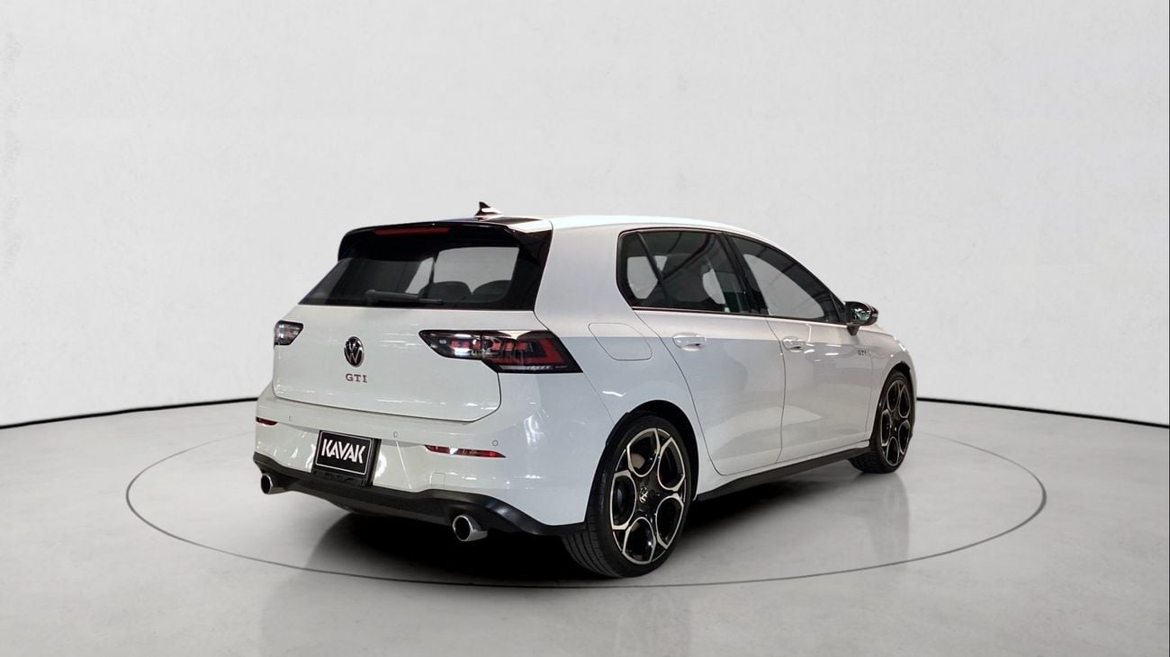 Volkswagen Golf GTI - Leather (HUD) | upto AED 20,000 Ramadan Discount | Guaranteed Warranty | 0 Down Payment