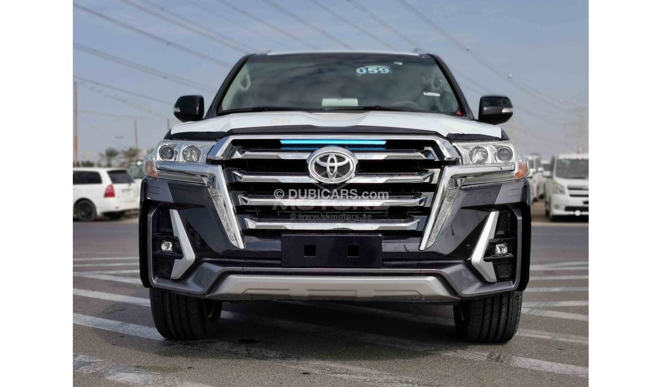 Toyota Land Cruiser VX 3.0L, 18" Alloy Rims, Push Start, Dual Front Airbags Package, AUX/USB Input Socket, LOT-TPVXG