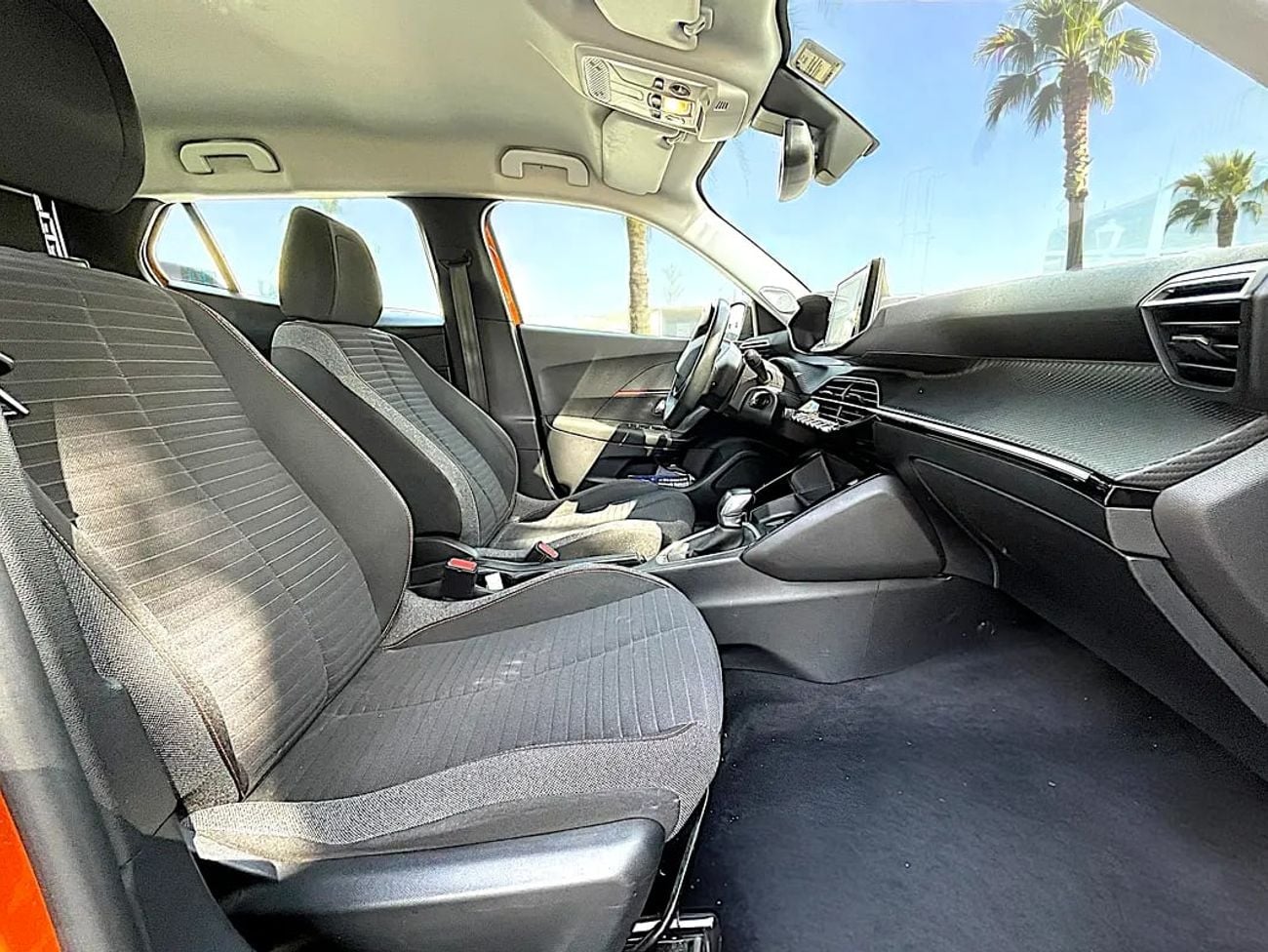 Peugeot 2008 Active 1.6L 986 P.M | | | ACTIVE | 1.2L TURBO | GCC | ORIGINAL PAINT