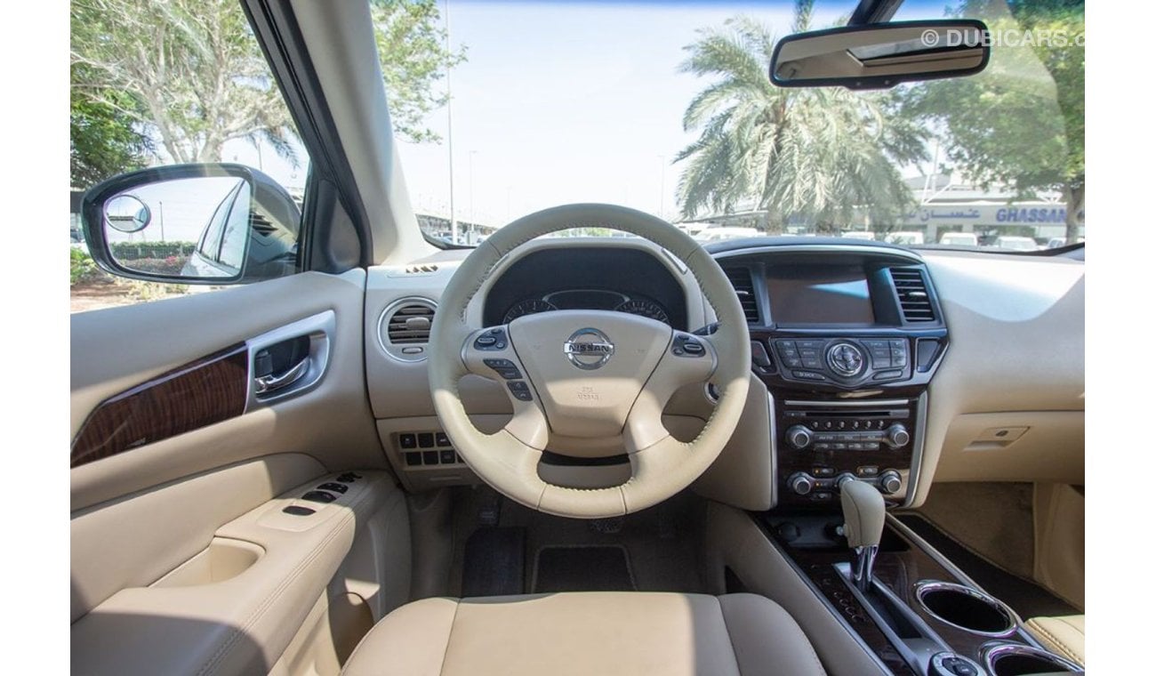 نيسان باثفايندر NISSAN PATHFINDER - GCC - 2015 - 1 YEAR WARRANTY