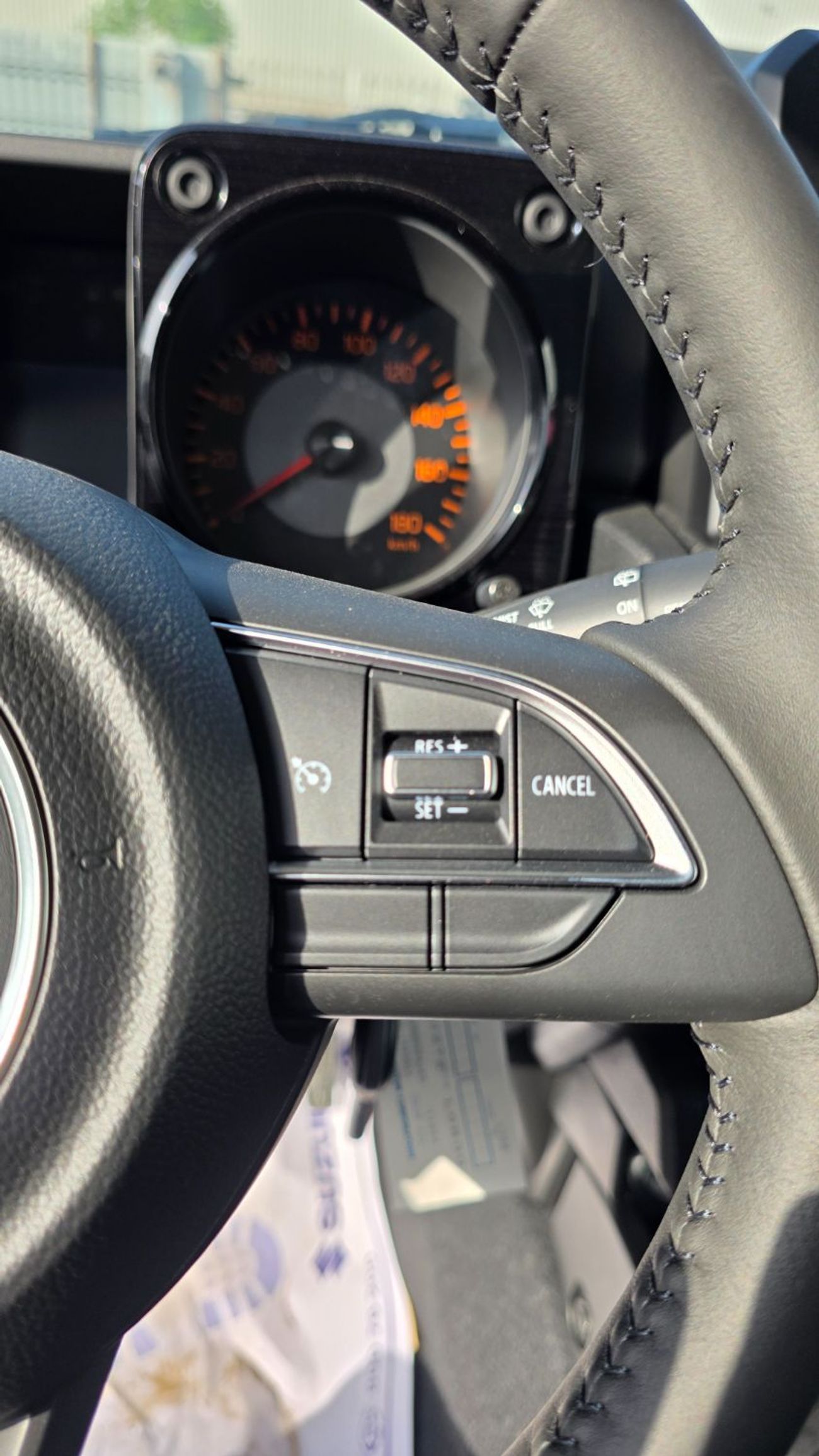 سوزوكي جيمني GLX 1.5L (3-Doors)