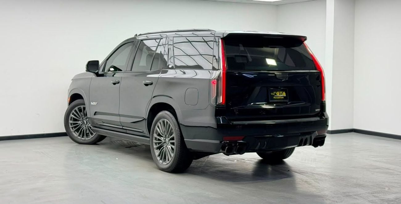 كاديلاك إسكالاد V SERIES 2023 Cadillac Escalade V, 2027 Cadillac Warranty, 2028 Cadillac Service Pack, Pilot Seats, GCC