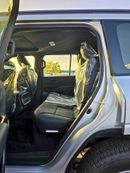 تويوتا لاند كروزر GXR BASIC / 4.0L PETROL V6 / SUNROOF / LEATHER WITH DRIVER POWER SEAT (CODE # GXR4B)