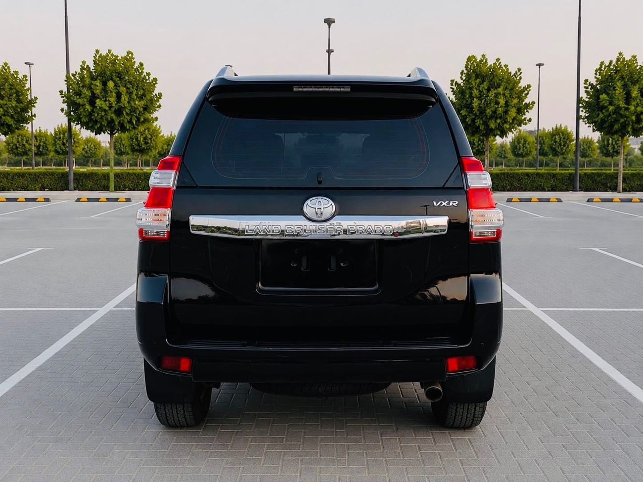 Toyota Prado VXR 2017 full option 2.7 V4