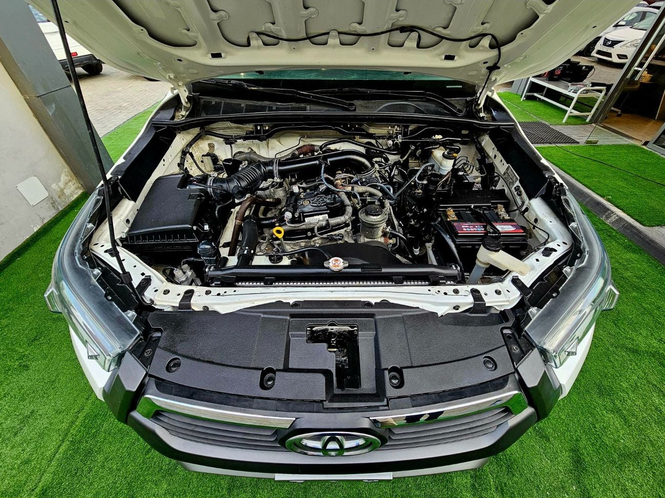 Toyota Hilux ADVENTURE PATROL/ AUTO GEAR/ AUTO WINDOWS / FULL OPTION/ WIDE BODY